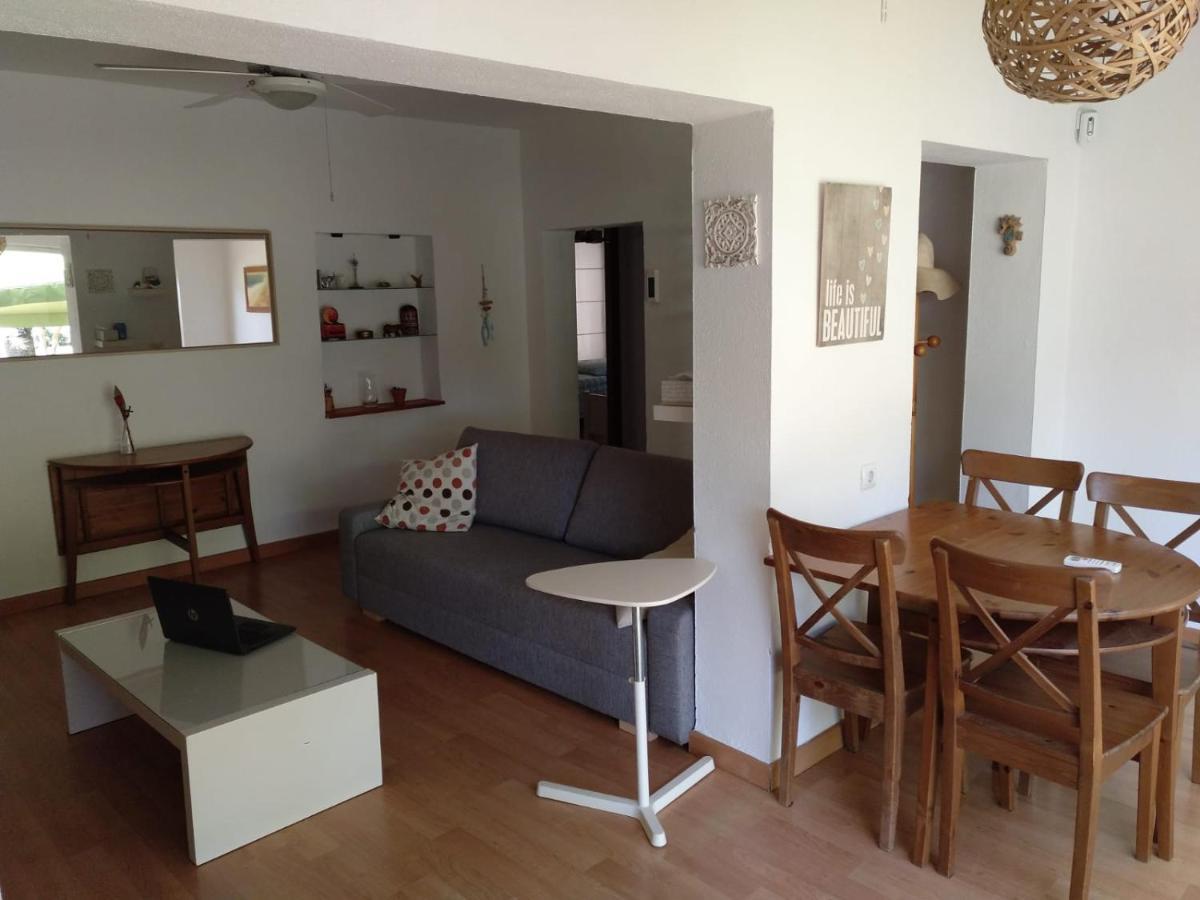 Chalet con Piscina - LAS ADELFAS Chiclana de la Frontera Exterior foto